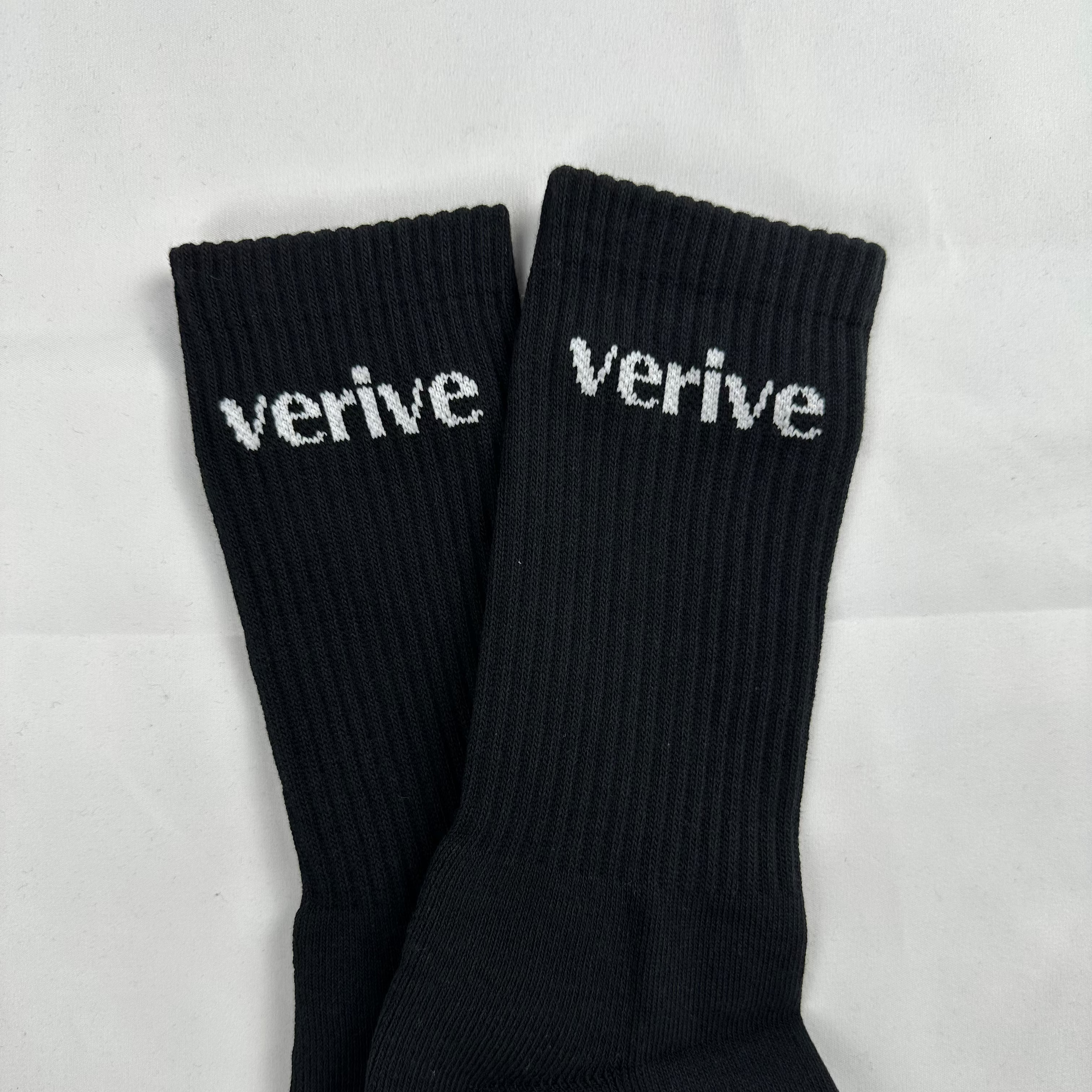 verive Socks (2 pairs)